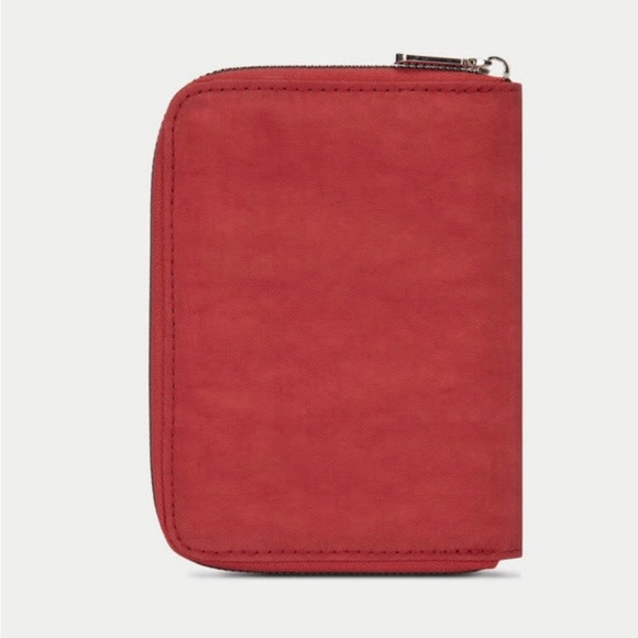 TRAVELON RFID BLOCKING PASSPORT ZIP WALLET - Picture 5 of 5